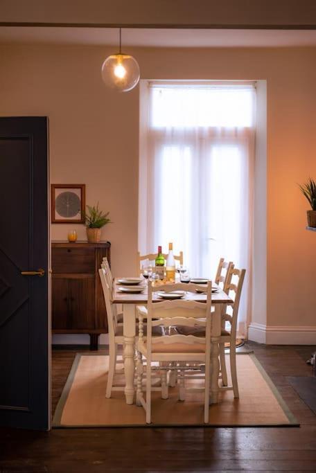 4-Bed Botanical Retreat Villa Plymouth Buitenkant foto